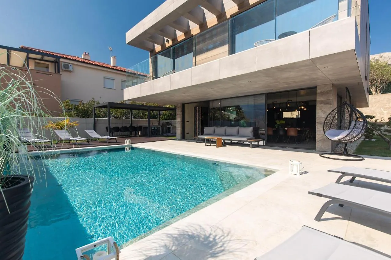 Luxury Villa Prestige With Sauna And Jacuzzi バスカ クロアチア